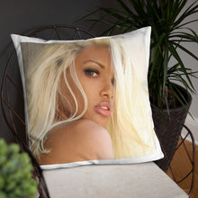 Load image into Gallery viewer, BLONDE GIRL Basic Pillow
